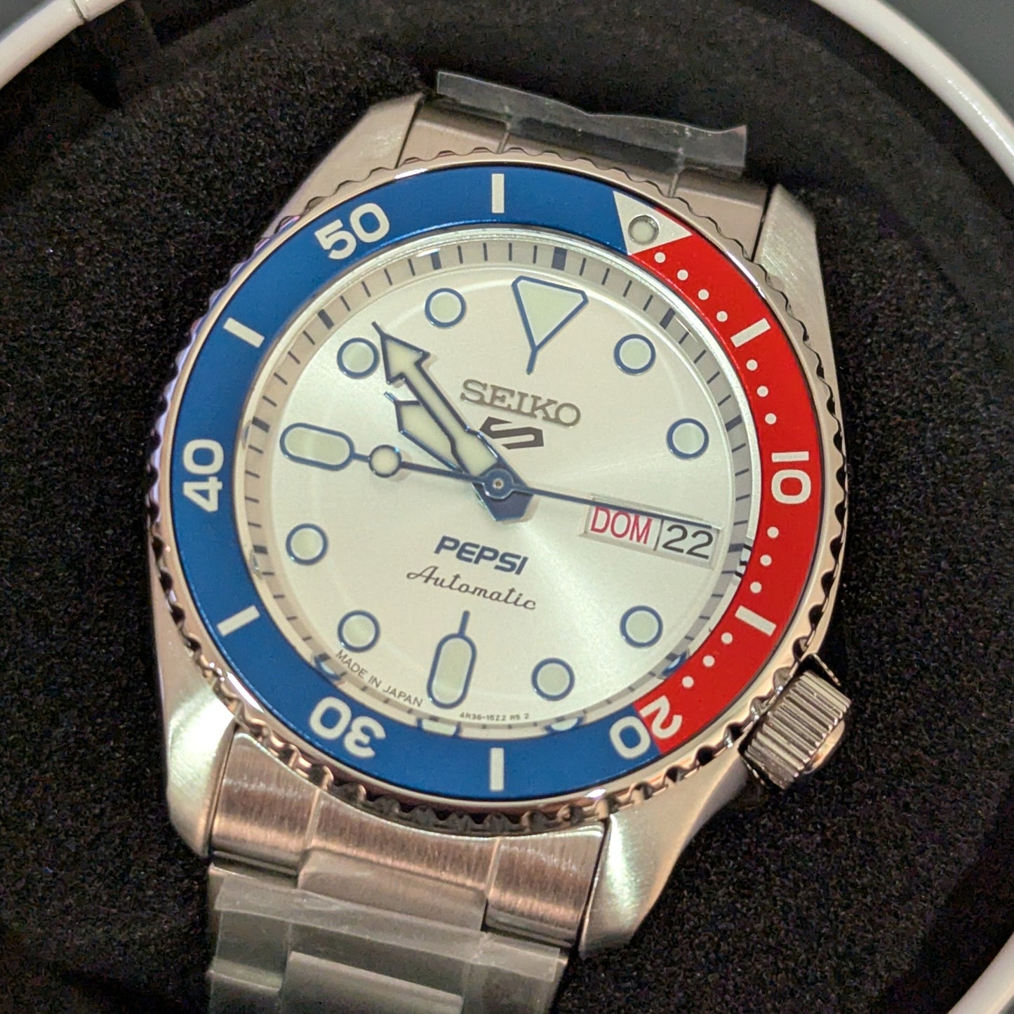 Seiko 5 Sports x Pepsi® Limited Edition Bundle
