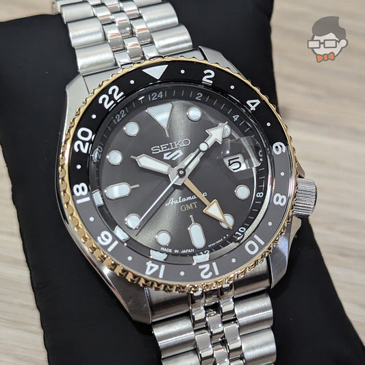 Seiko 5 Sports SKX0021 Dark Gray Two-Tone Bezel GMT U.S. Special Creation